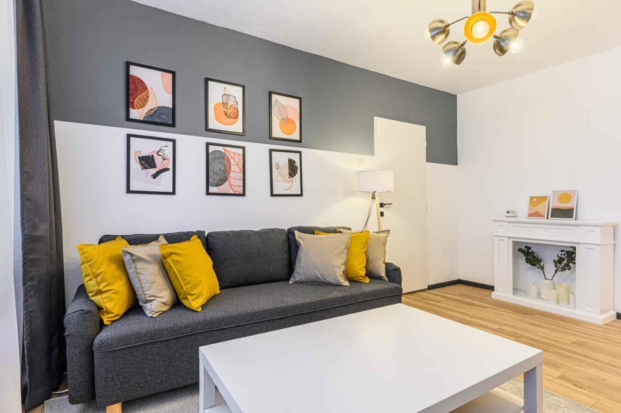 Travelers Hideout - Central Apartment บราชอฟ ภายนอก รูปภาพ