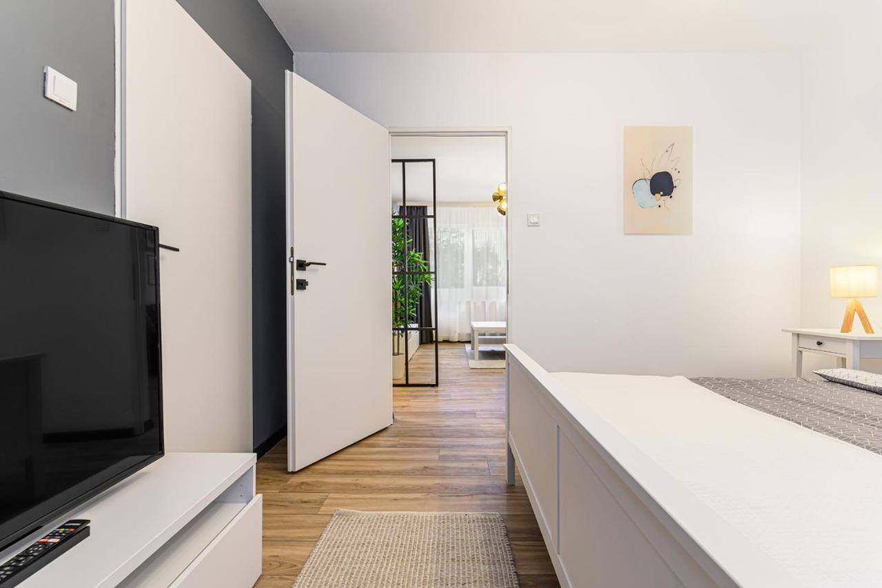 Travelers Hideout - Central Apartment บราชอฟ ภายนอก รูปภาพ