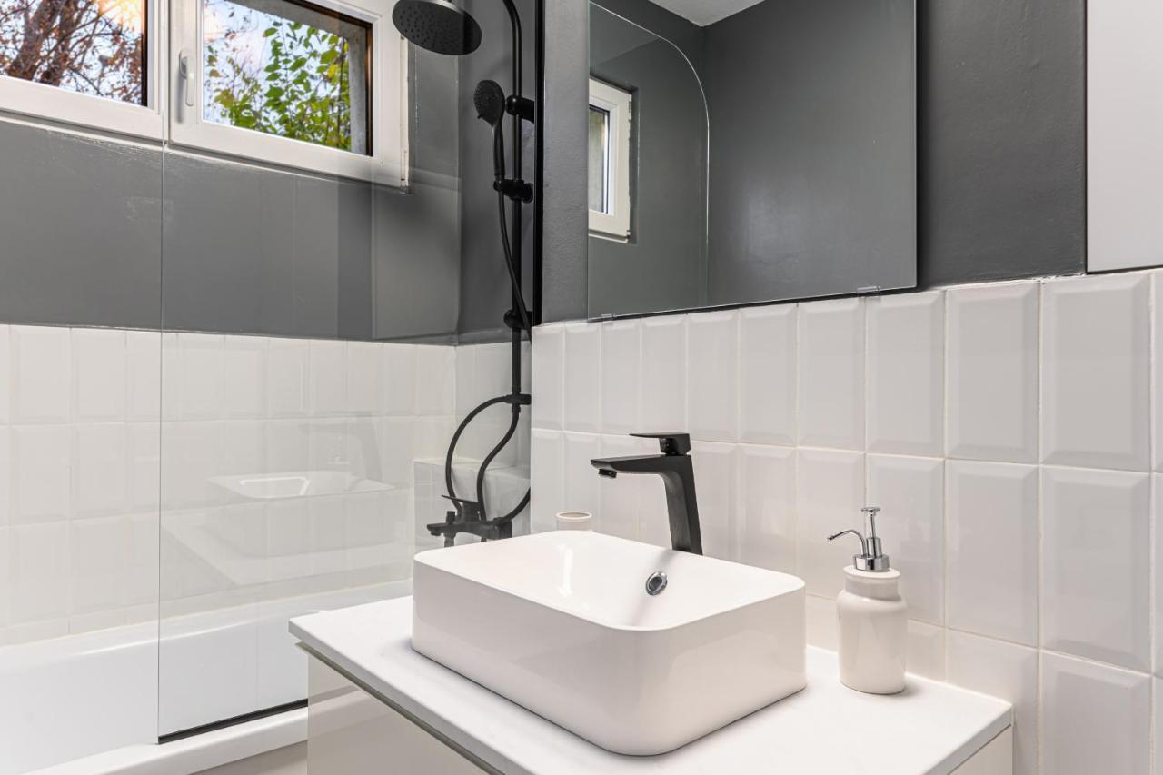 Travelers Hideout - Central Apartment บราชอฟ ภายนอก รูปภาพ