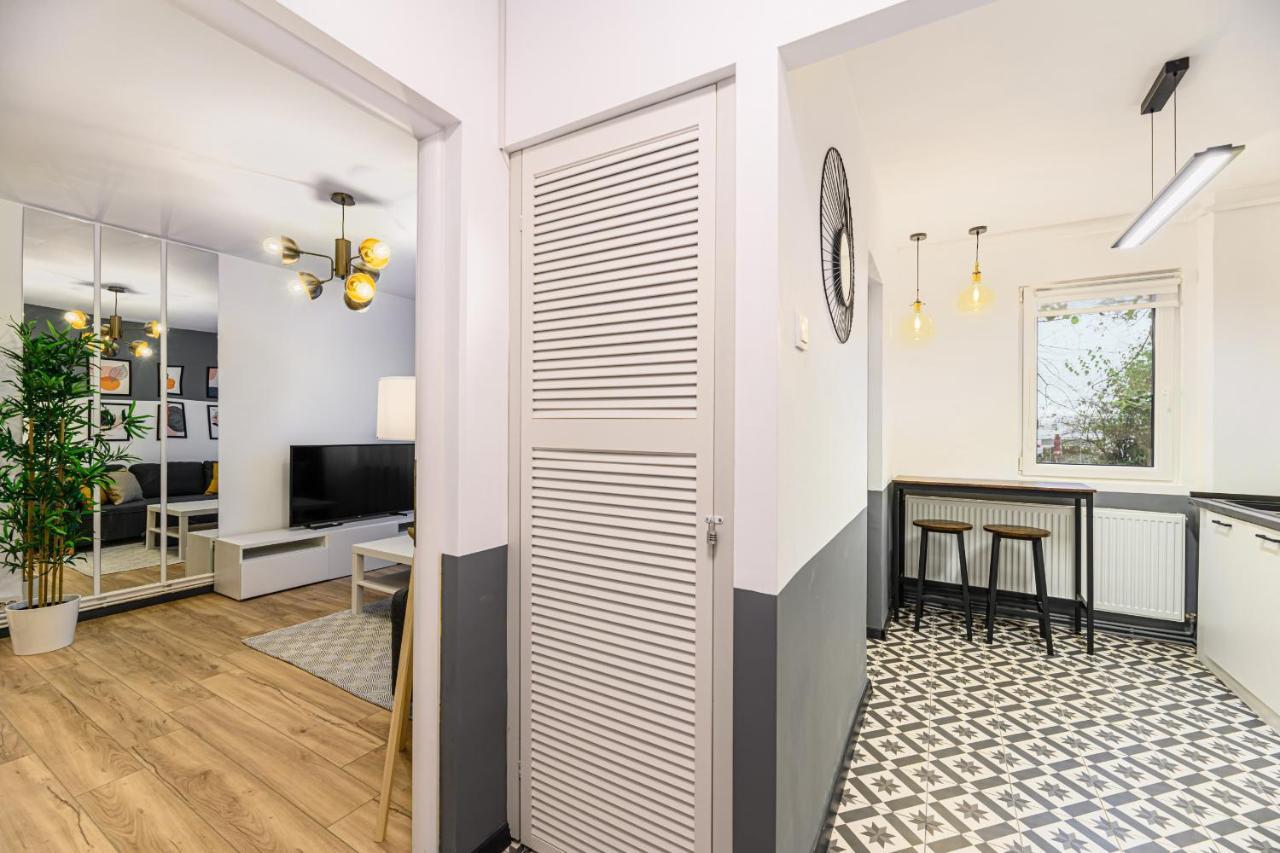Travelers Hideout - Central Apartment บราชอฟ ภายนอก รูปภาพ